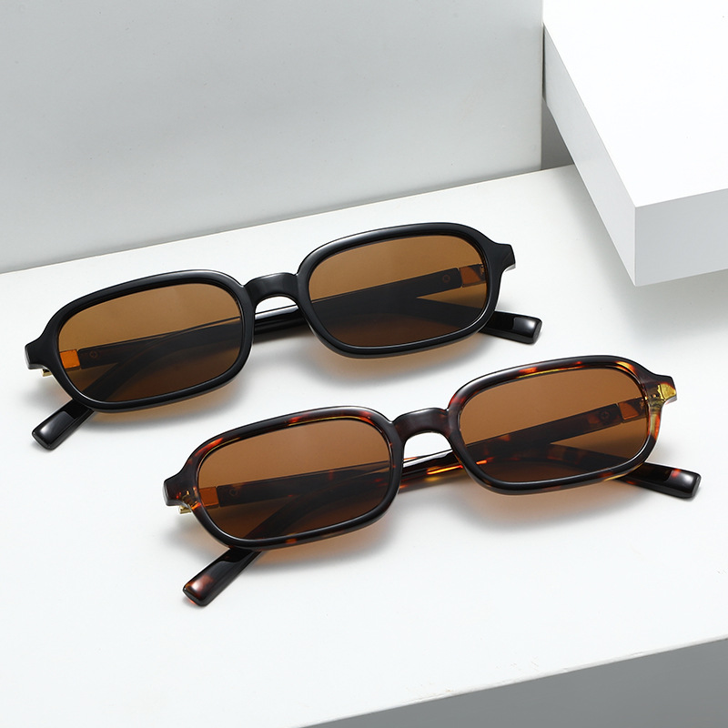 New Small Square Frame Sunglas - Photography Framing ulasan dan harga